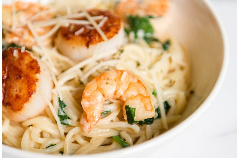 Shrimp & Scallop Florentine Pasta